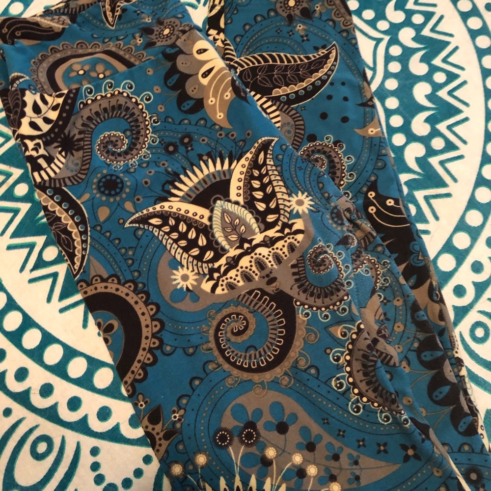 4 Pack Legging Bundle - image 5